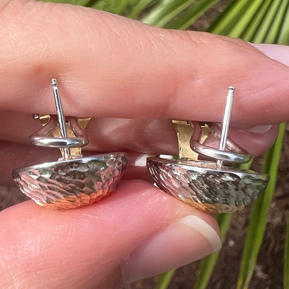 Bel Oro 18KT white Yellow Gold two tone Omega Clip pierced Earrings textured 18k - Picture 13 of 16